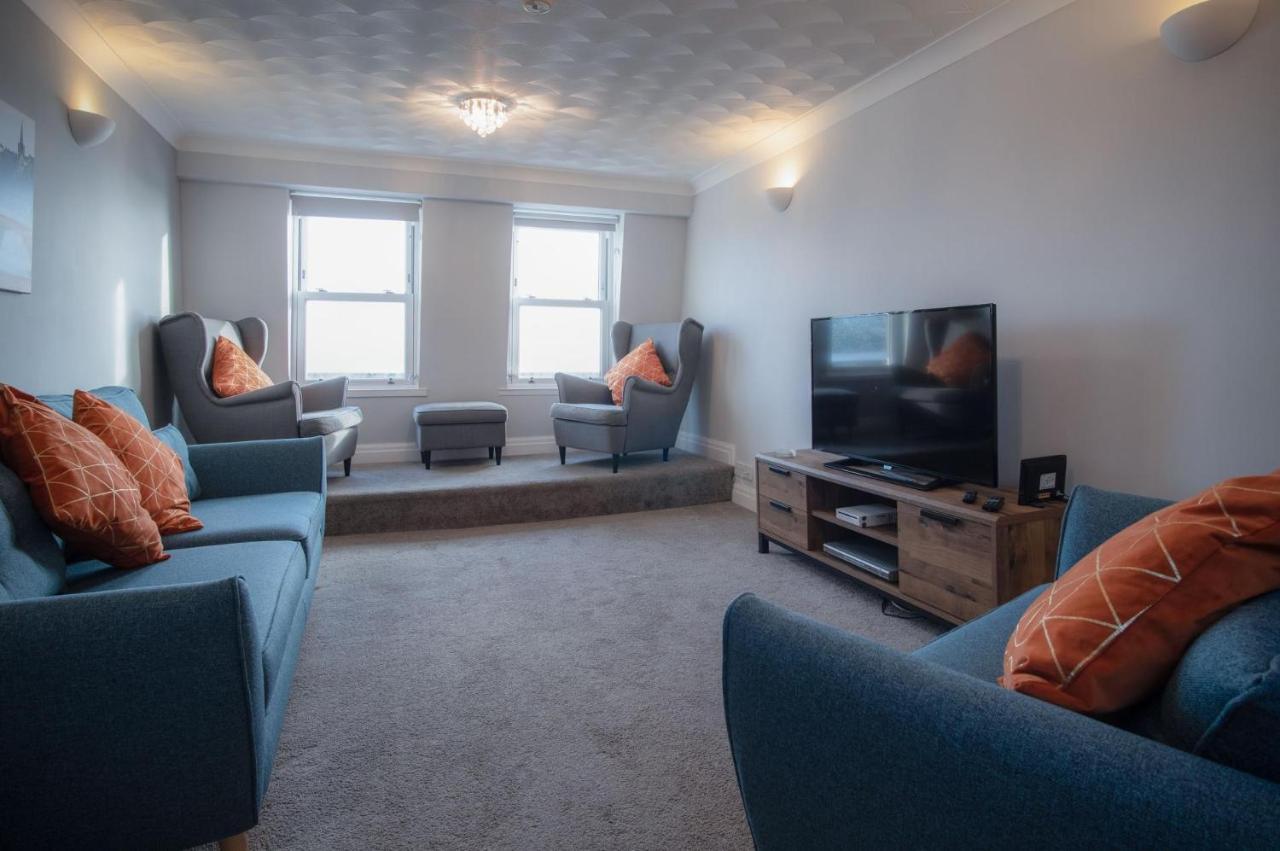 North Beach Heights - 2 Bedroom Penthouse - Tenby Esterno foto