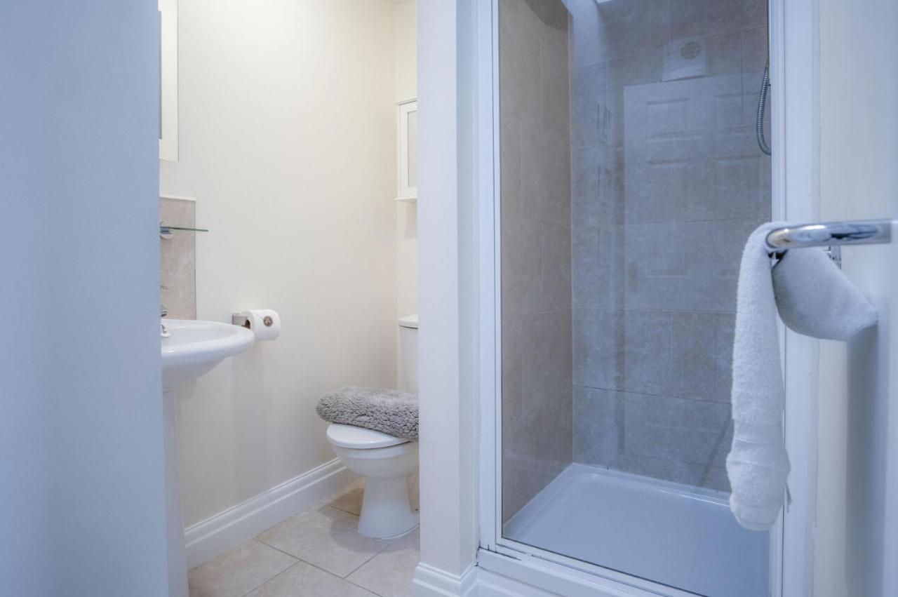 North Beach Heights - 2 Bedroom Penthouse - Tenby Esterno foto