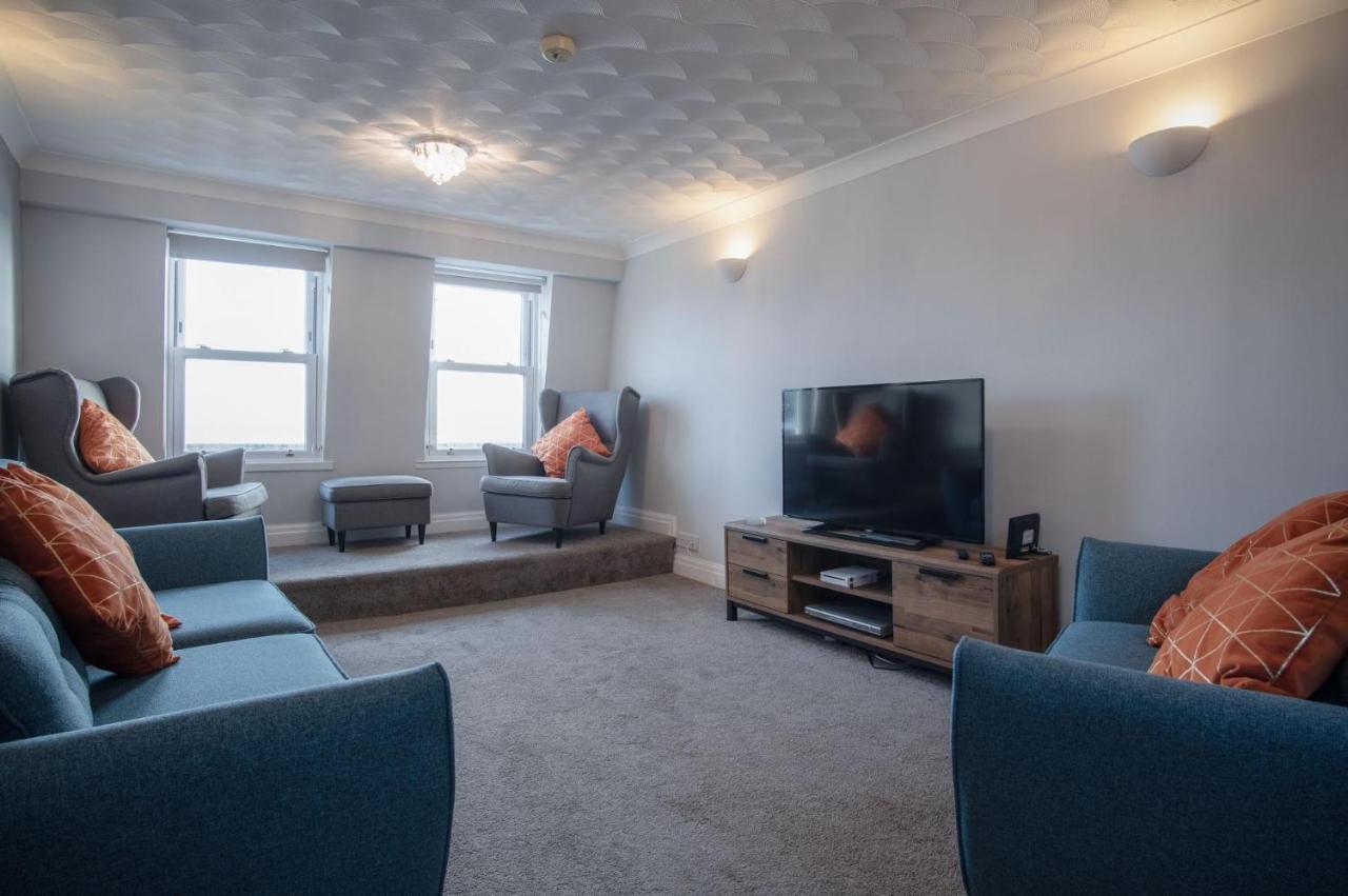 North Beach Heights - 2 Bedroom Penthouse - Tenby Esterno foto
