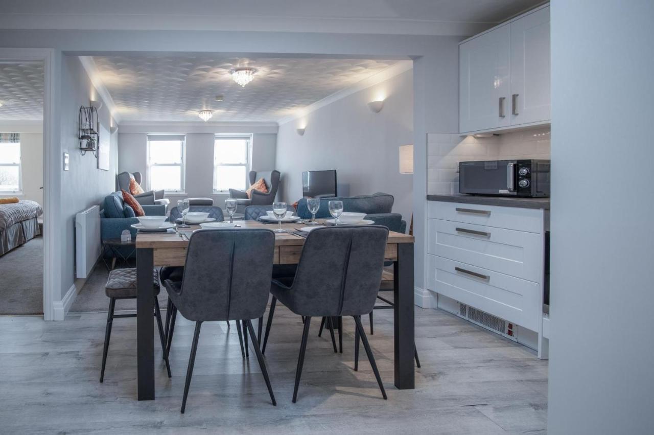 North Beach Heights - 2 Bedroom Penthouse - Tenby Esterno foto