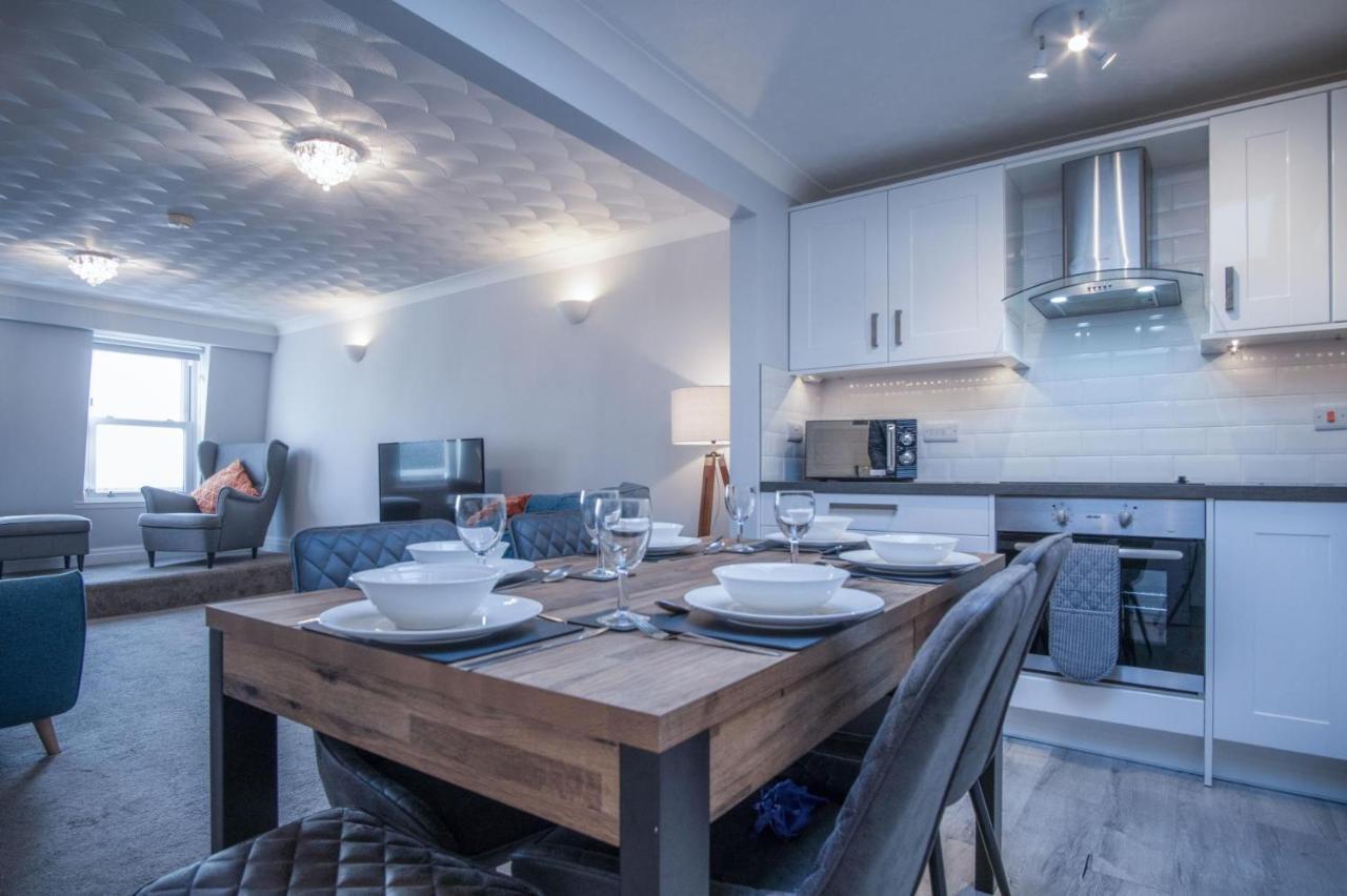 North Beach Heights - 2 Bedroom Penthouse - Tenby Esterno foto